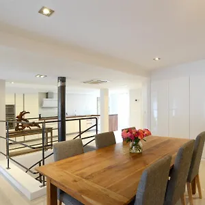 Hotel apartamentowy Au 30 Centre Grand Palais, Lille